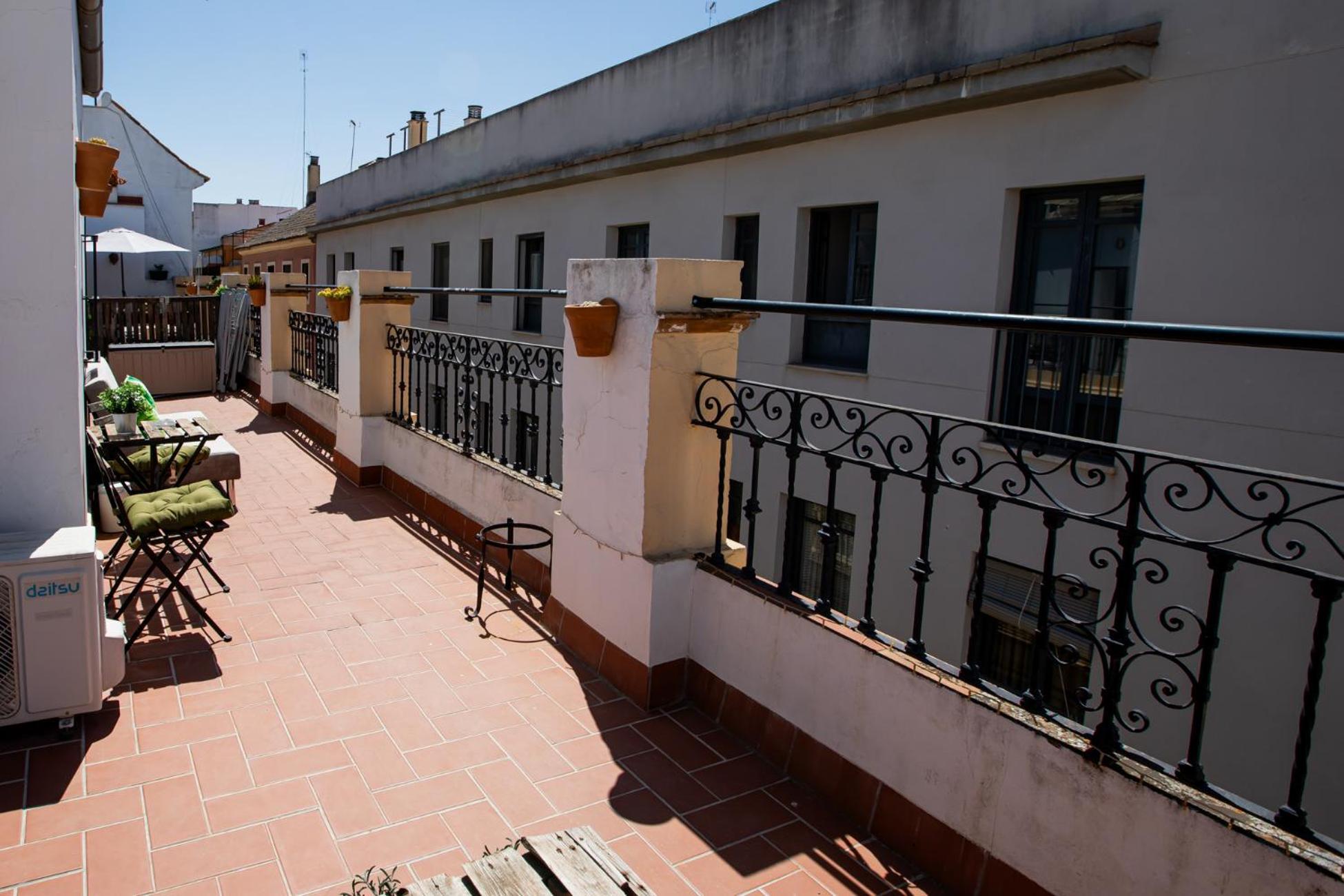 Apartamentos Doña Concha Sevilla Bagian luar foto